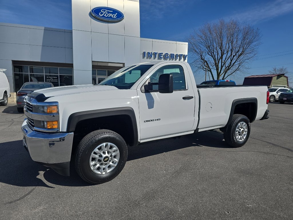 Used 2016 Chevrolet Silverado 2500 W/T image 2