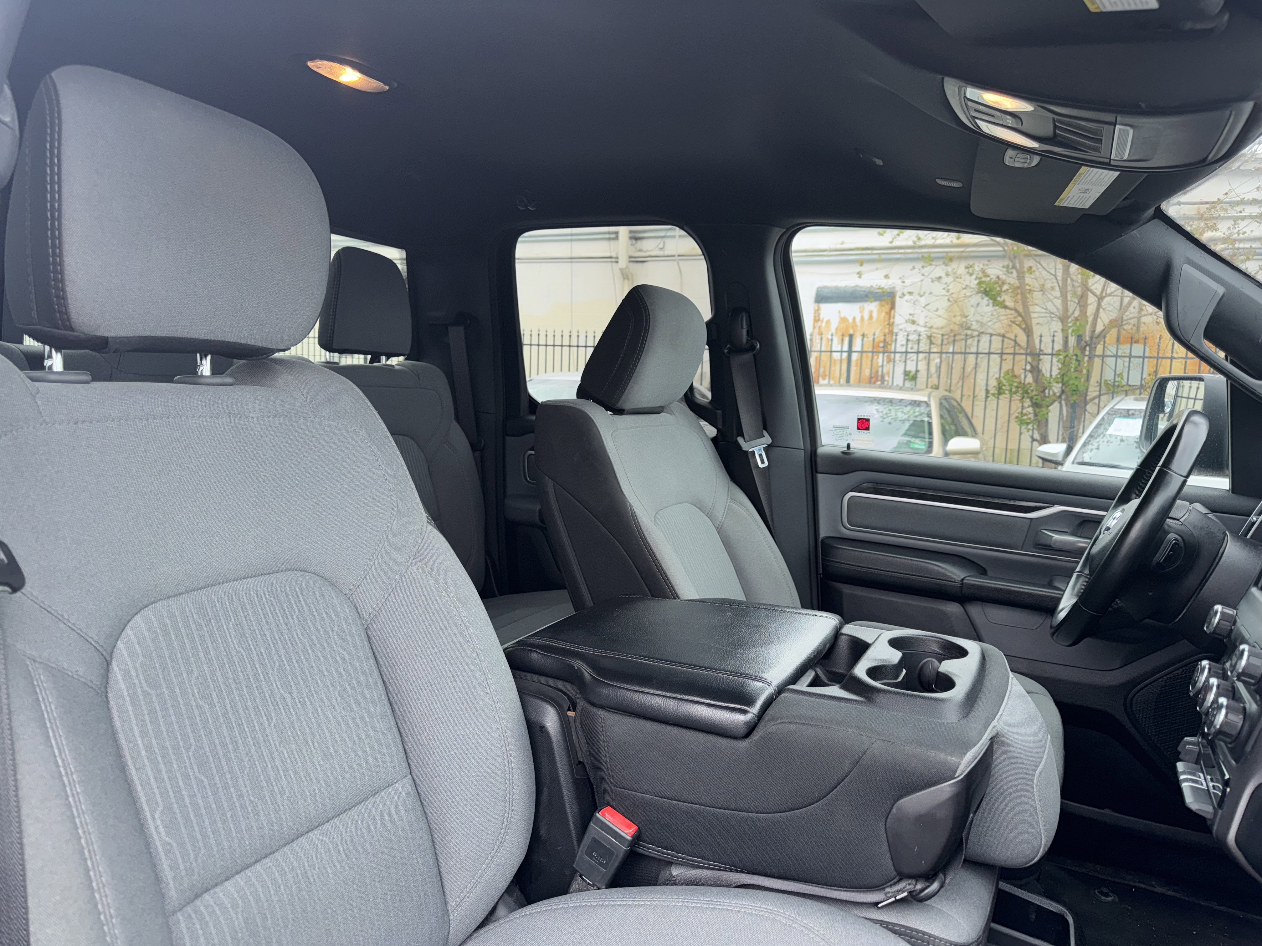 Used 2021 RAM 1500 Big Horn image 4