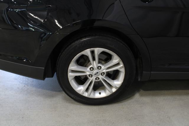 Used 2018 Ford Taurus SEL w/ Equipment Group 201A FWD image 25