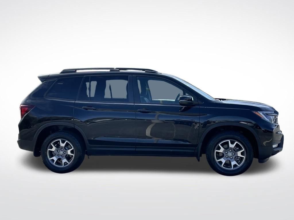 Certified 2023 Honda Passport TrailSport image 7