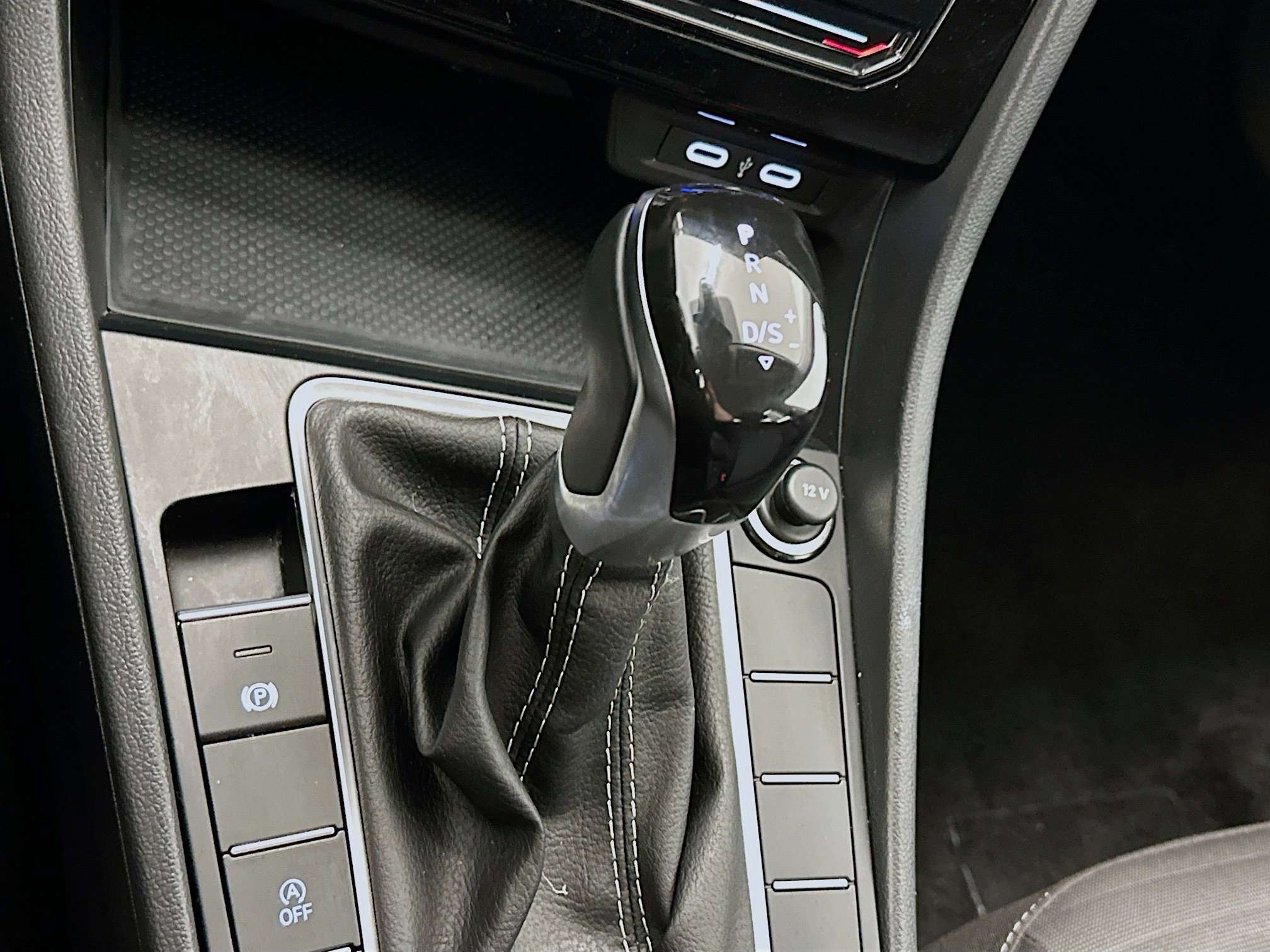 Used 2025 Volkswagen Jetta S image 24