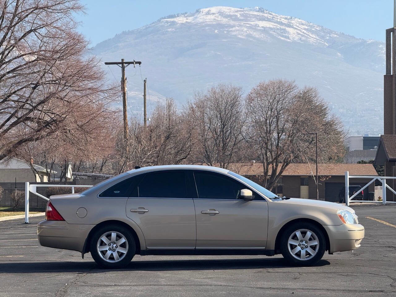 Used 2007 Ford Five Hundred SEL image 4