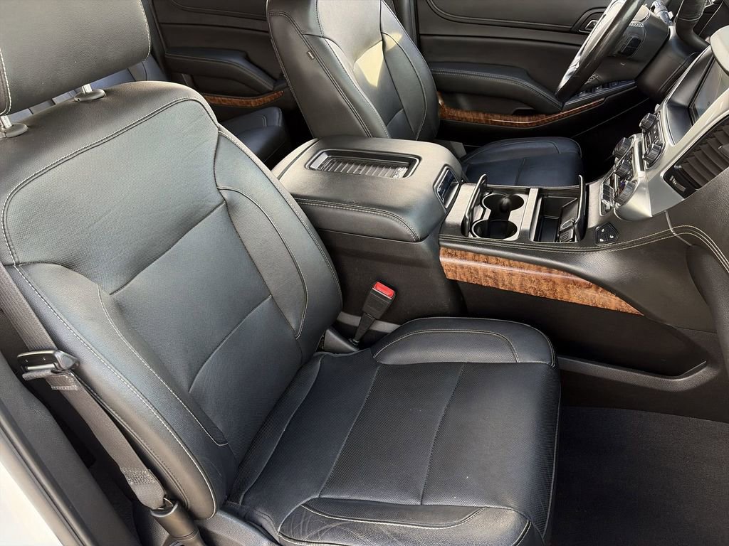 Used 2020 Chevrolet Suburban Premier AWD/4WD image 20