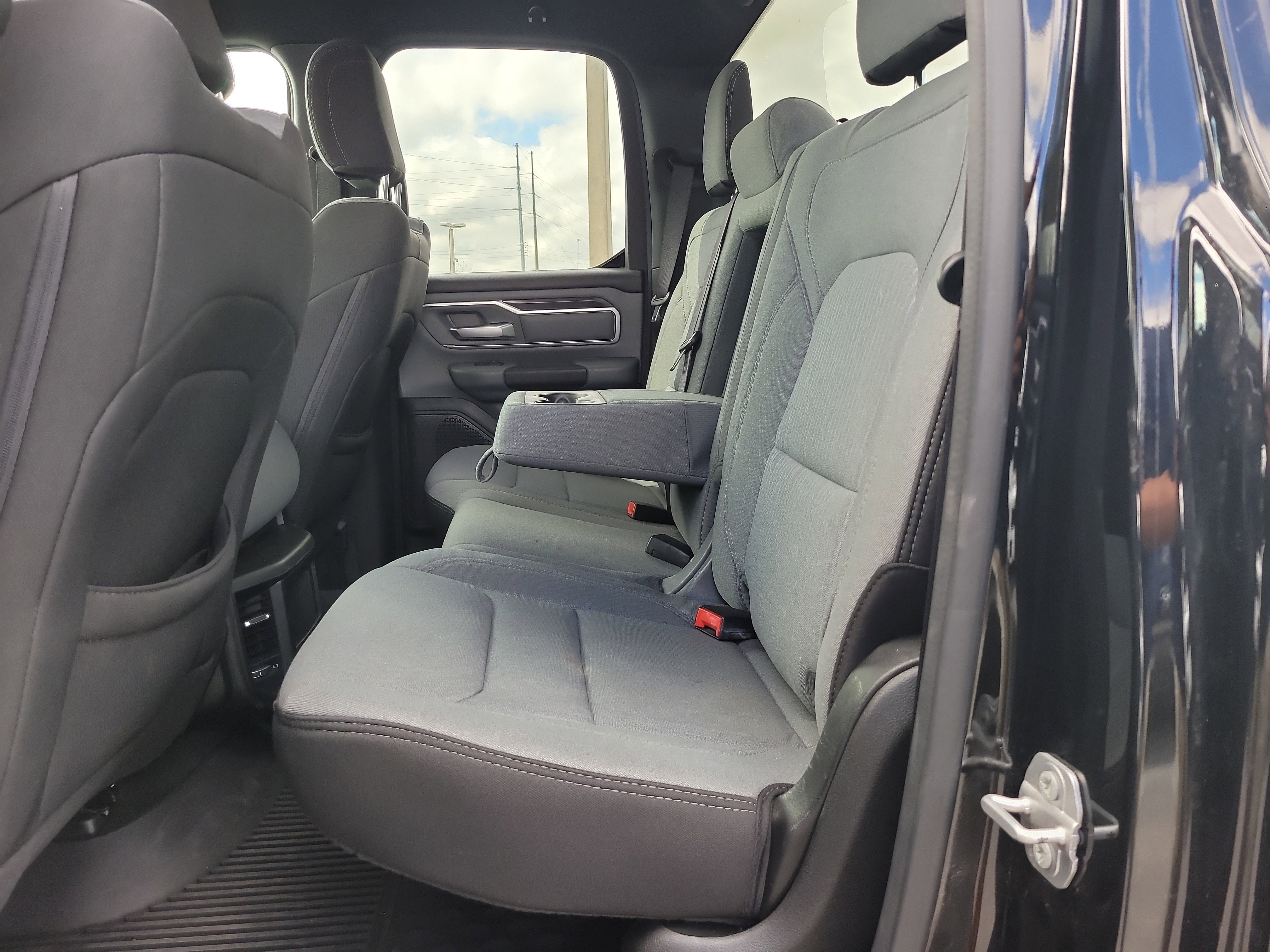 Used 2021 RAM 1500 Big Horn image 12