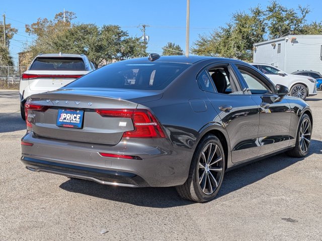 Used 2023 Volvo S60 T8 Plus image 5