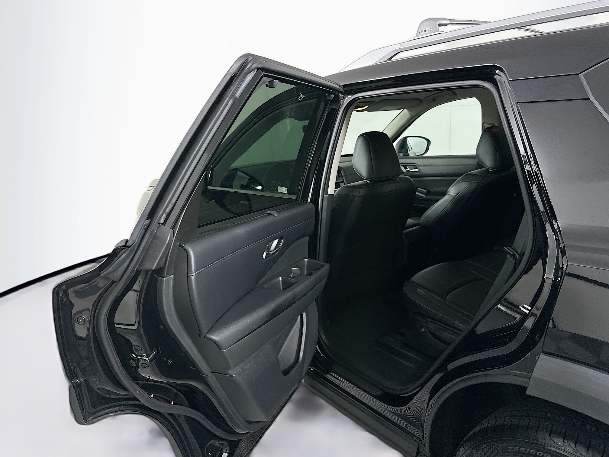 Used 2023 Nissan Pathfinder SL AWD/4WD image 25