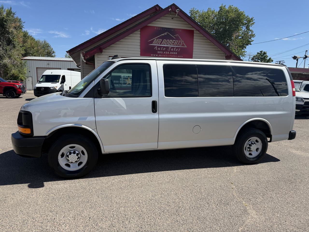Used 2016 Chevrolet Express 2500 LS RWD image 5
