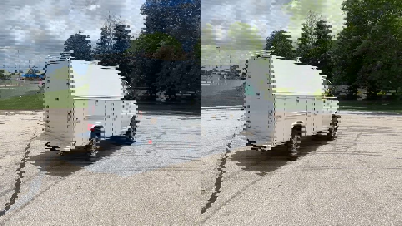 New 2025 GMC Savana 3500 w/ Power Convenience Package image 28