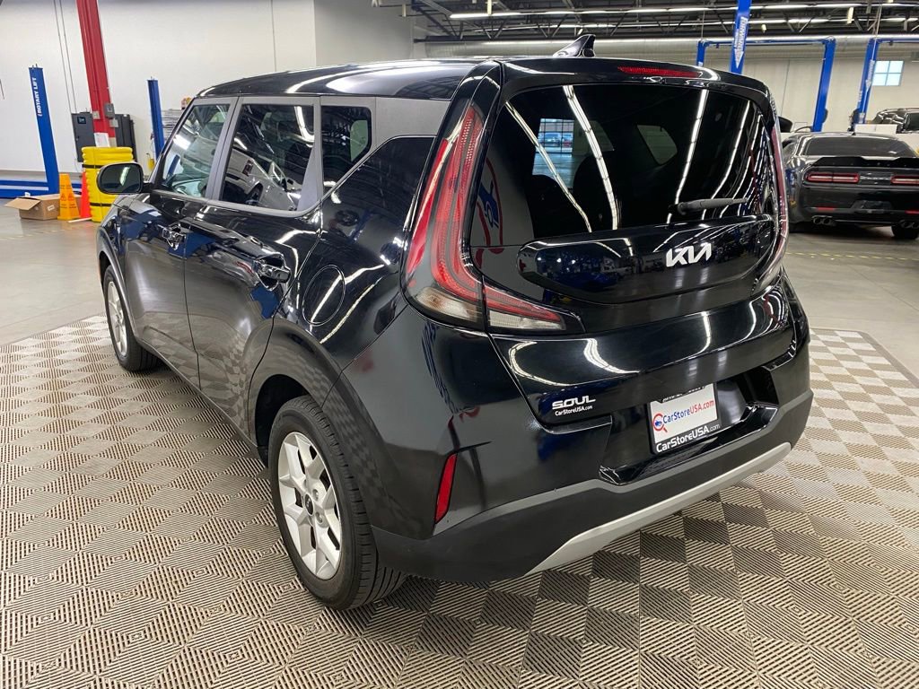 Used 2023 Kia Soul LX w/ Option Group 015 image 7