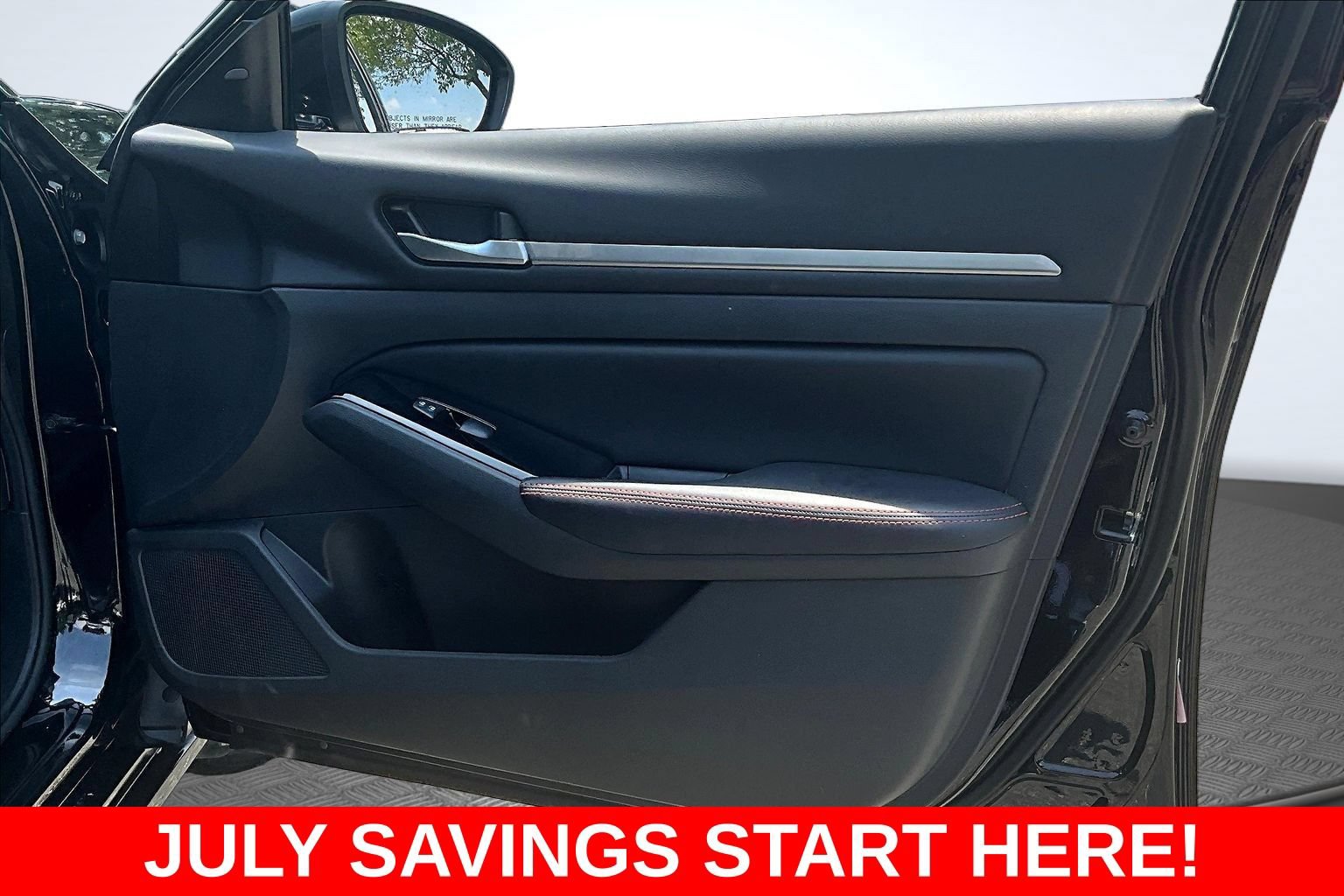 Used 2024 Nissan Altima 2.5 SR FWD image 35