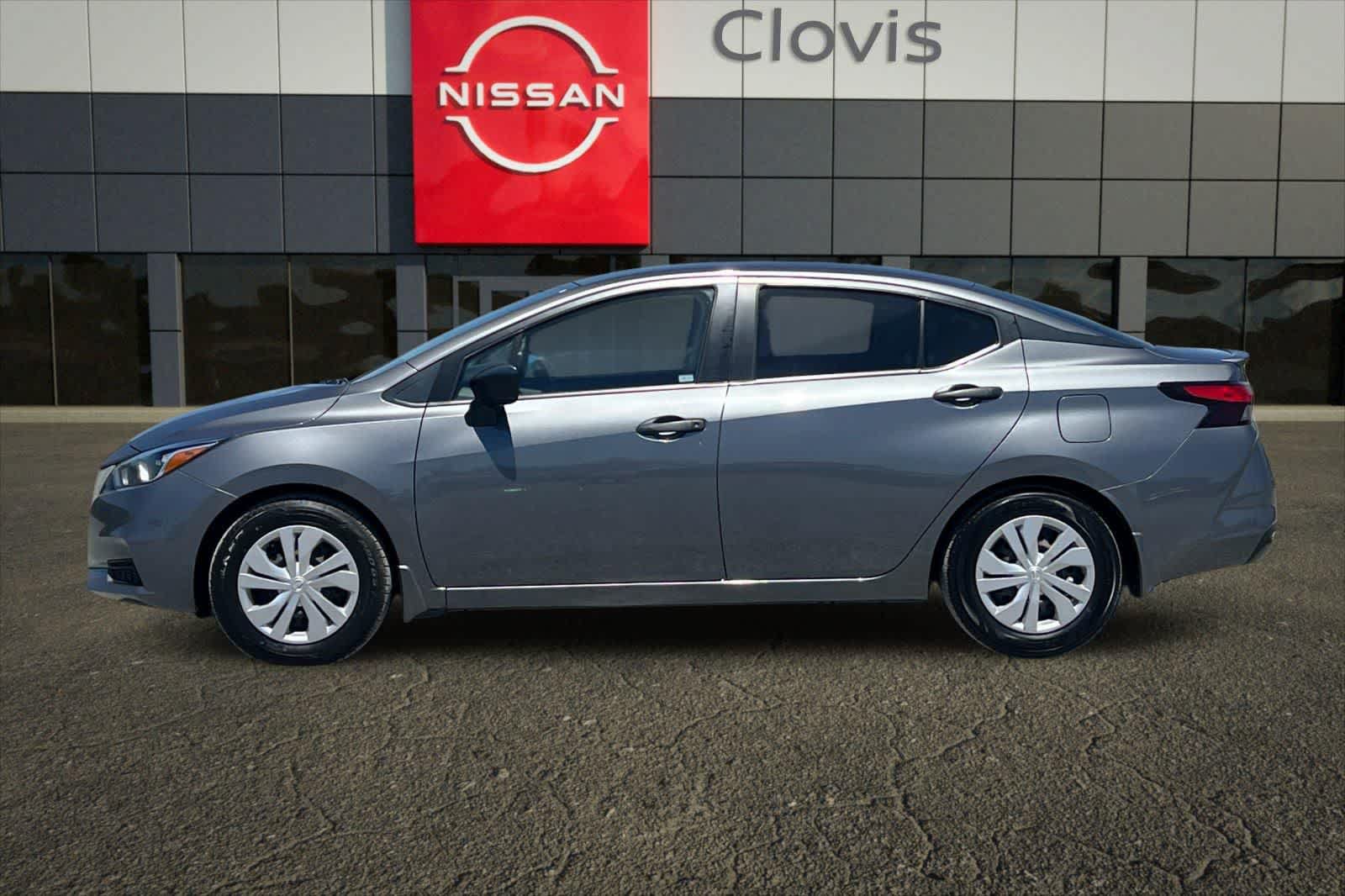 Used 2022 Nissan Versa S FWD image 6