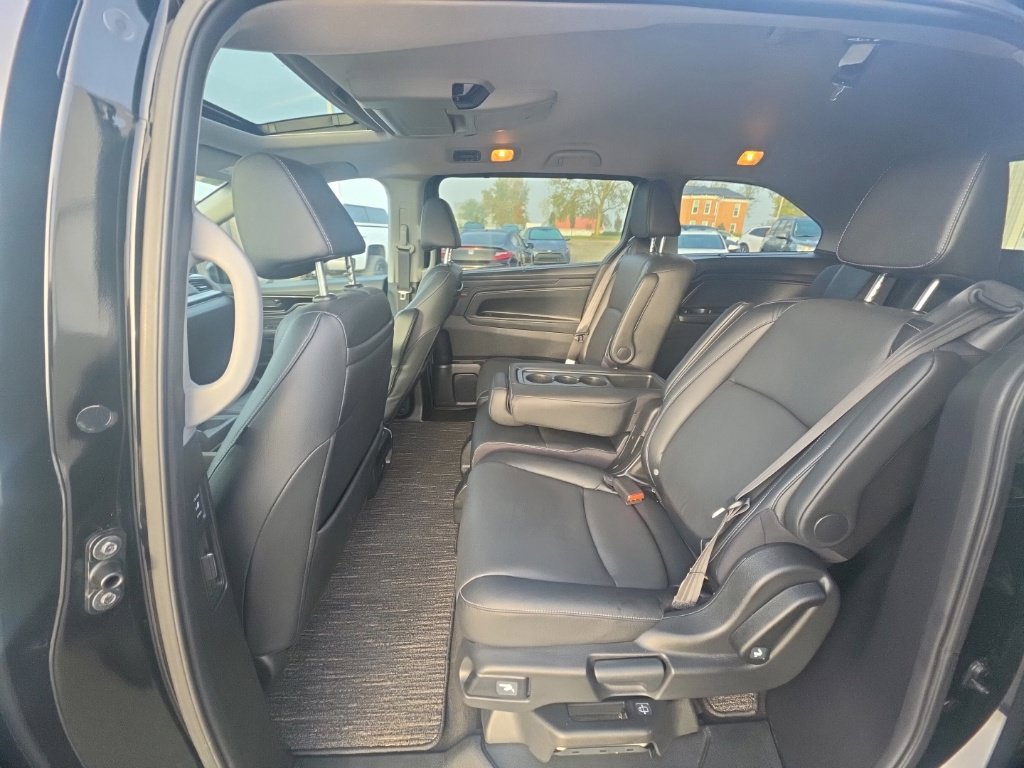 Certified 2024 Honda Odyssey Touring image 27