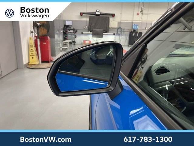 Used 2025 Volkswagen Taos SE image 8