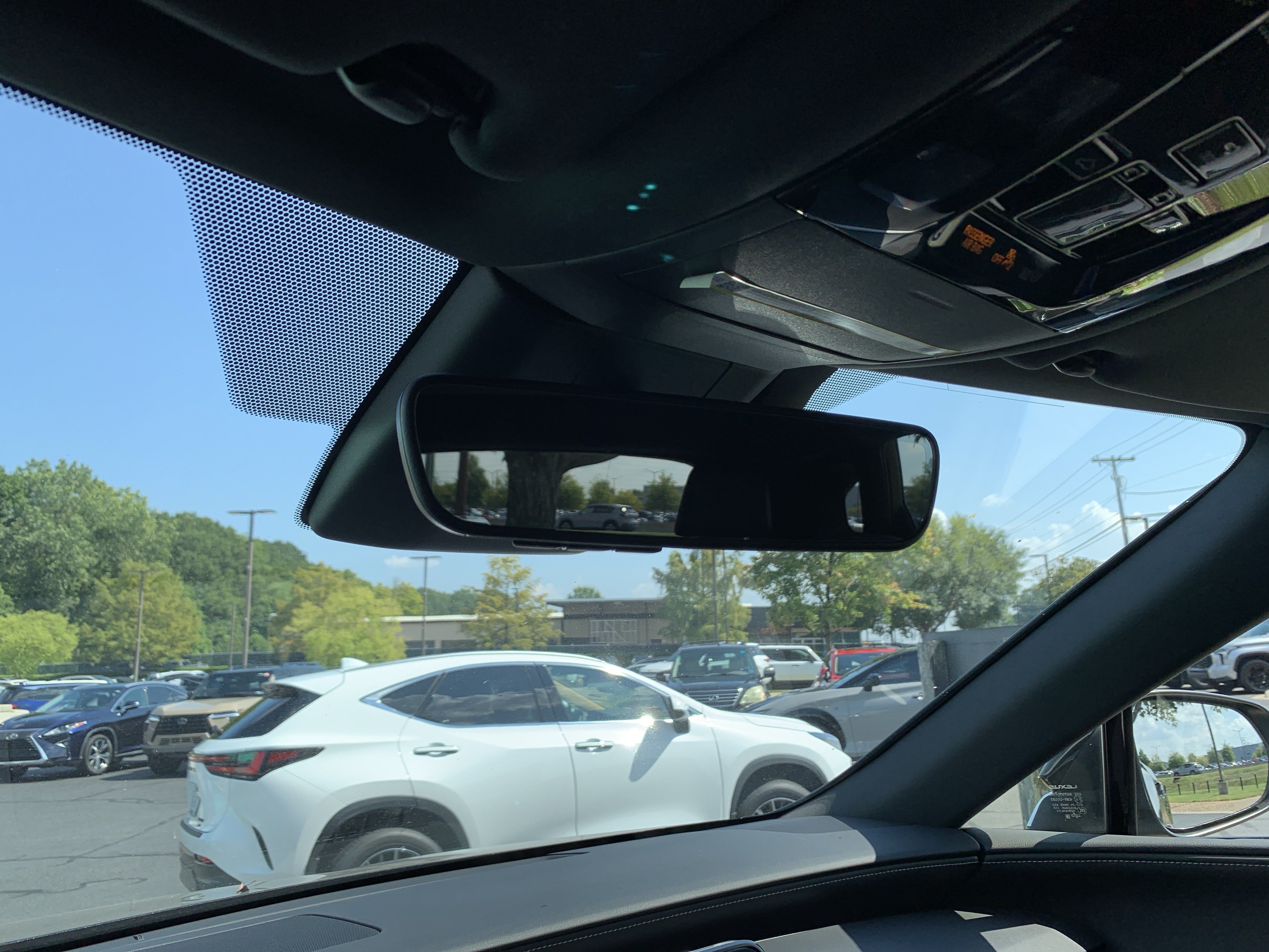 Used 2026 Lexus RX 350 Premium w/ Accessory Package (Z1) FWD image 27