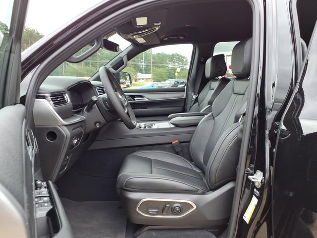 New 2026 Jeep Grand Wagoneer Limited AWD/4WD image 13