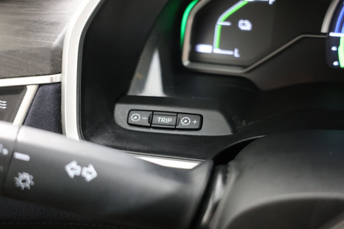 Used 2018 Honda Clarity Touring image 25