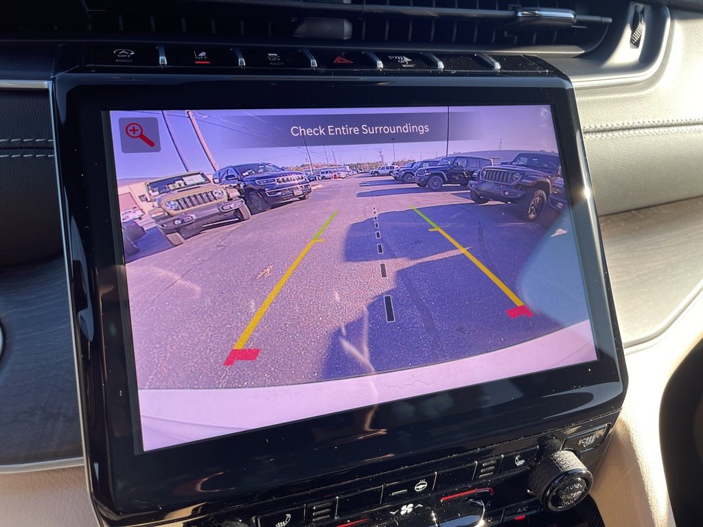 New 2025 Jeep Grand Cherokee L Limited w/ MOPAR Finishing Package image 10