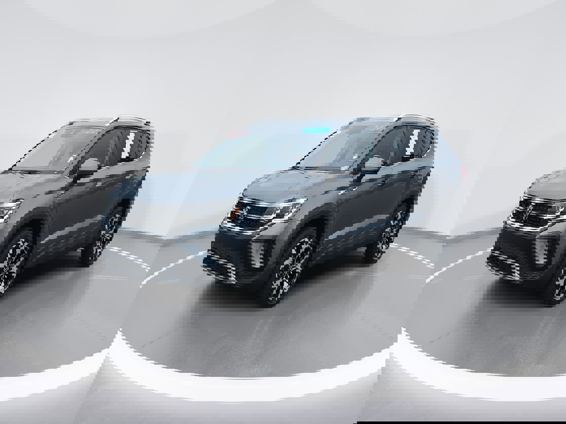 Certified 2022 Volkswagen Taos SEL w/ Panoramic Sunroof Package image 7