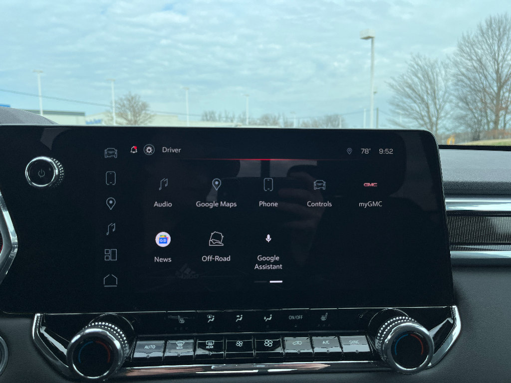 Used 2025 GMC Canyon Elevation w/ Convenience Package image 29