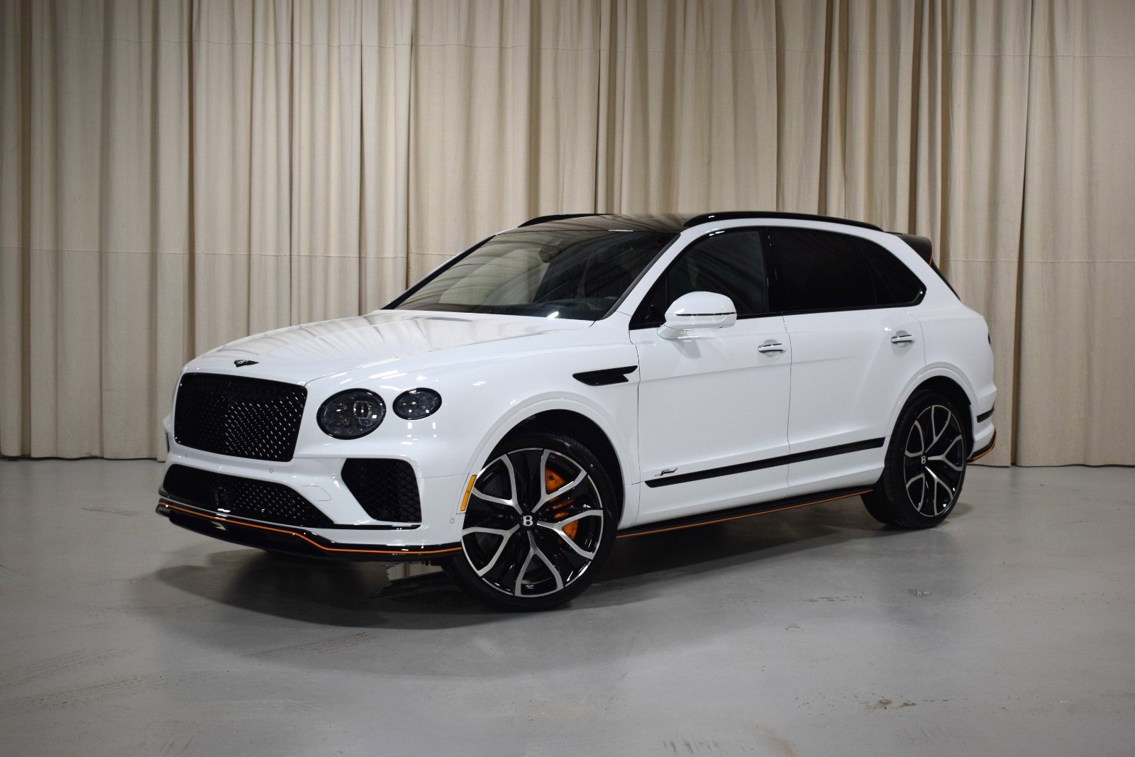 New 2026 Bentley Bentayga Speed image 1