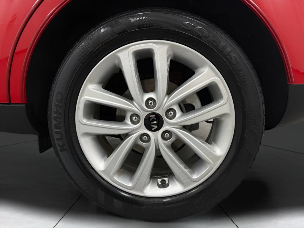 Used 2017 Kia Soul + FWD image 27