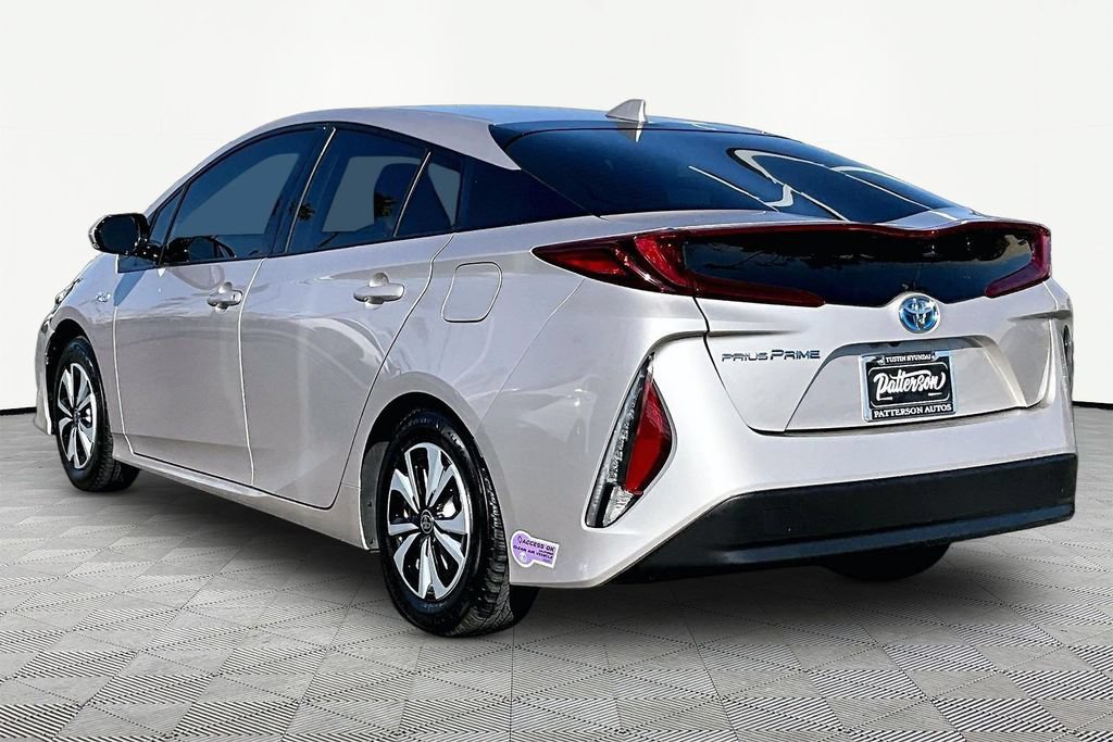 Used 2019 Toyota Prius Prime Premium FWD image 6