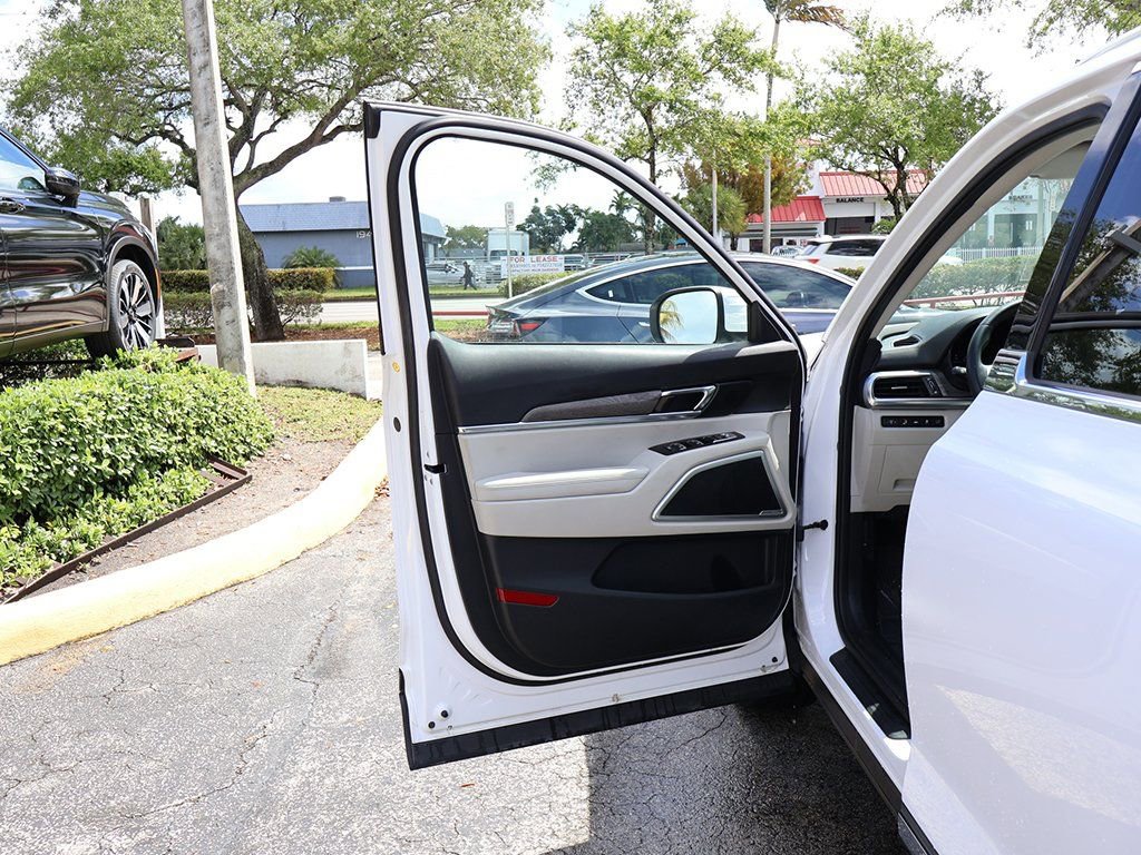 Used 2021 Kia Telluride EX w/ EX Premium Package FWD image 25