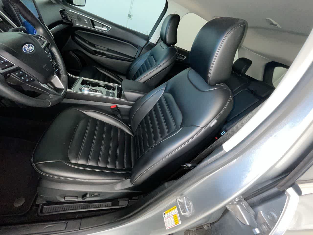 Used 2022 Ford Edge SEL AWD/4WD image 11