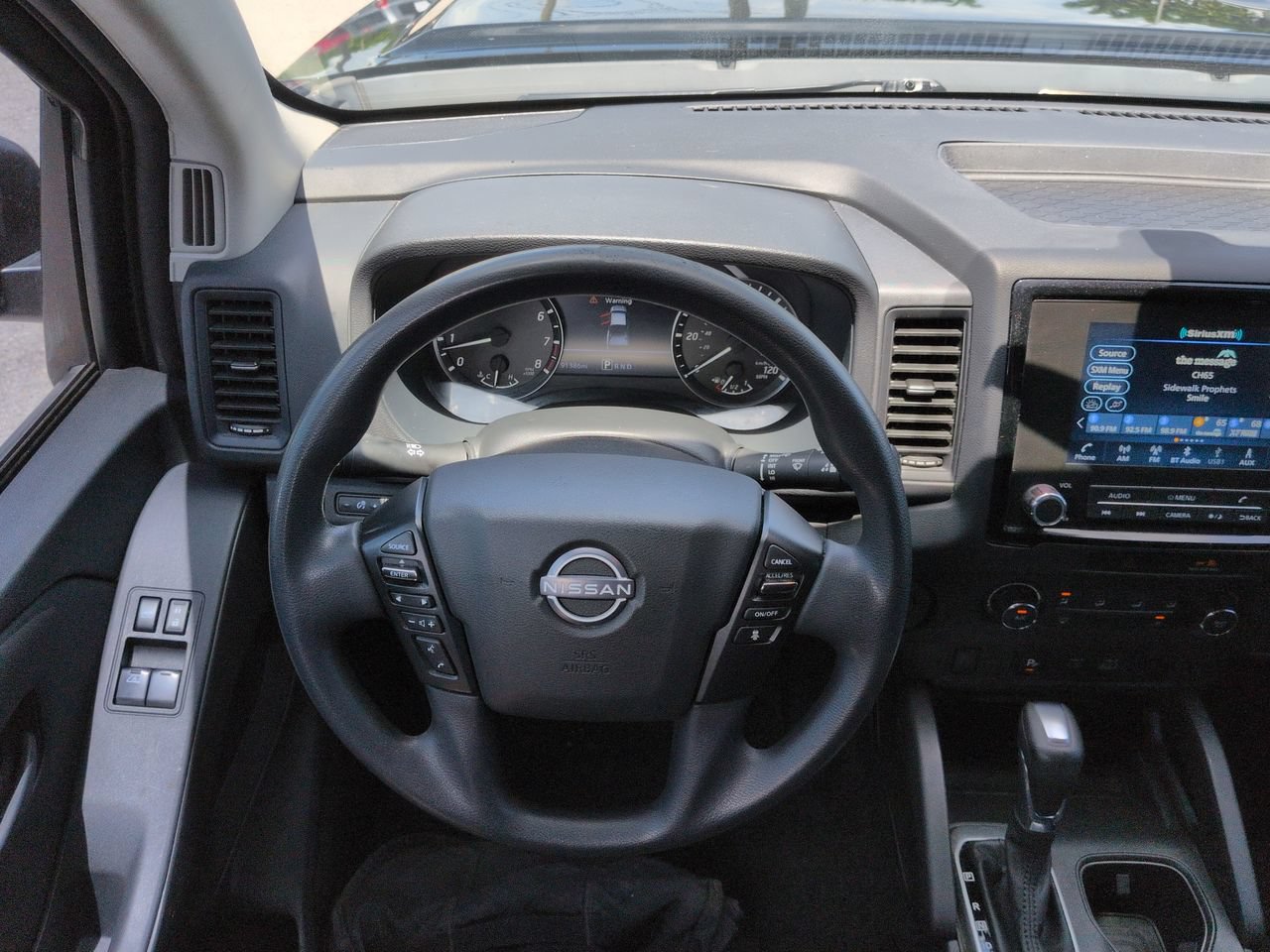 Used 2023 Nissan Frontier S w/ Technology Package RWD image 16