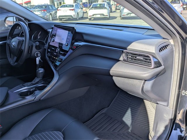 Used 2024 Toyota Camry SE image 21