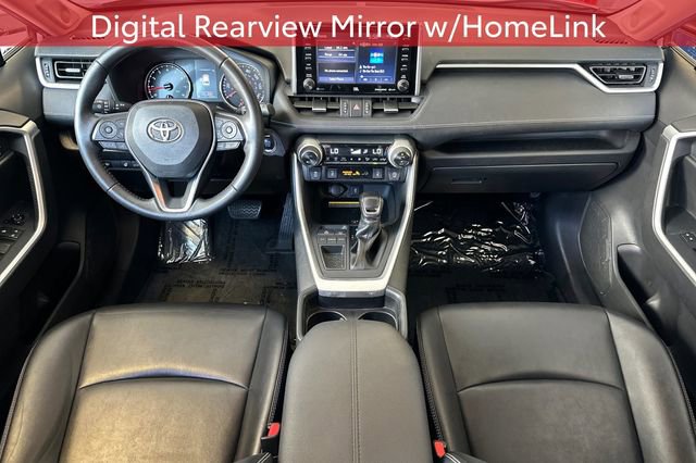 Used 2020 Toyota RAV4 XLE Premium FWD image 18