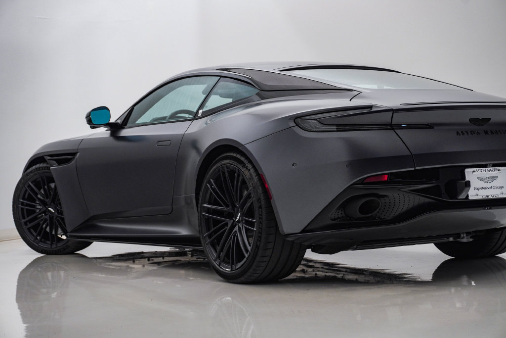 Used 2024 Aston Martin DB12 Coupe RWD image 9