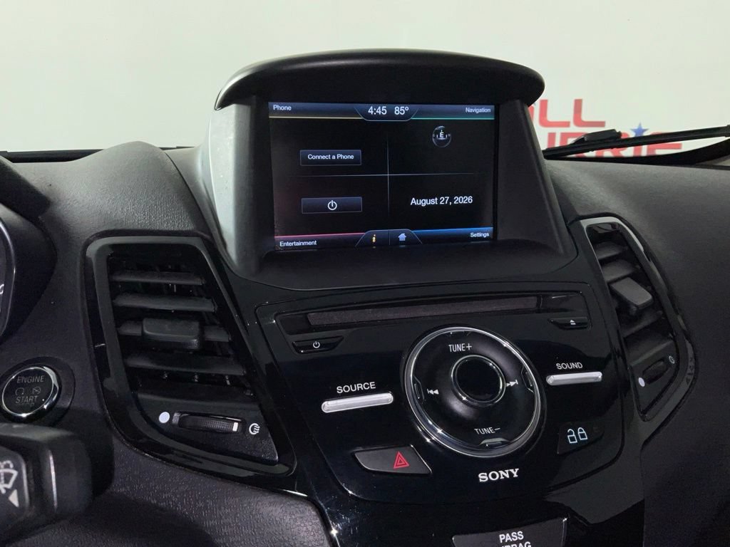 Used 2015 Ford Fiesta Titanium FWD image 21