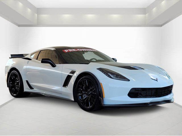 Used 2016 Chevrolet Corvette Z06 w/ 3LZ Preferred Equipment Group video 1