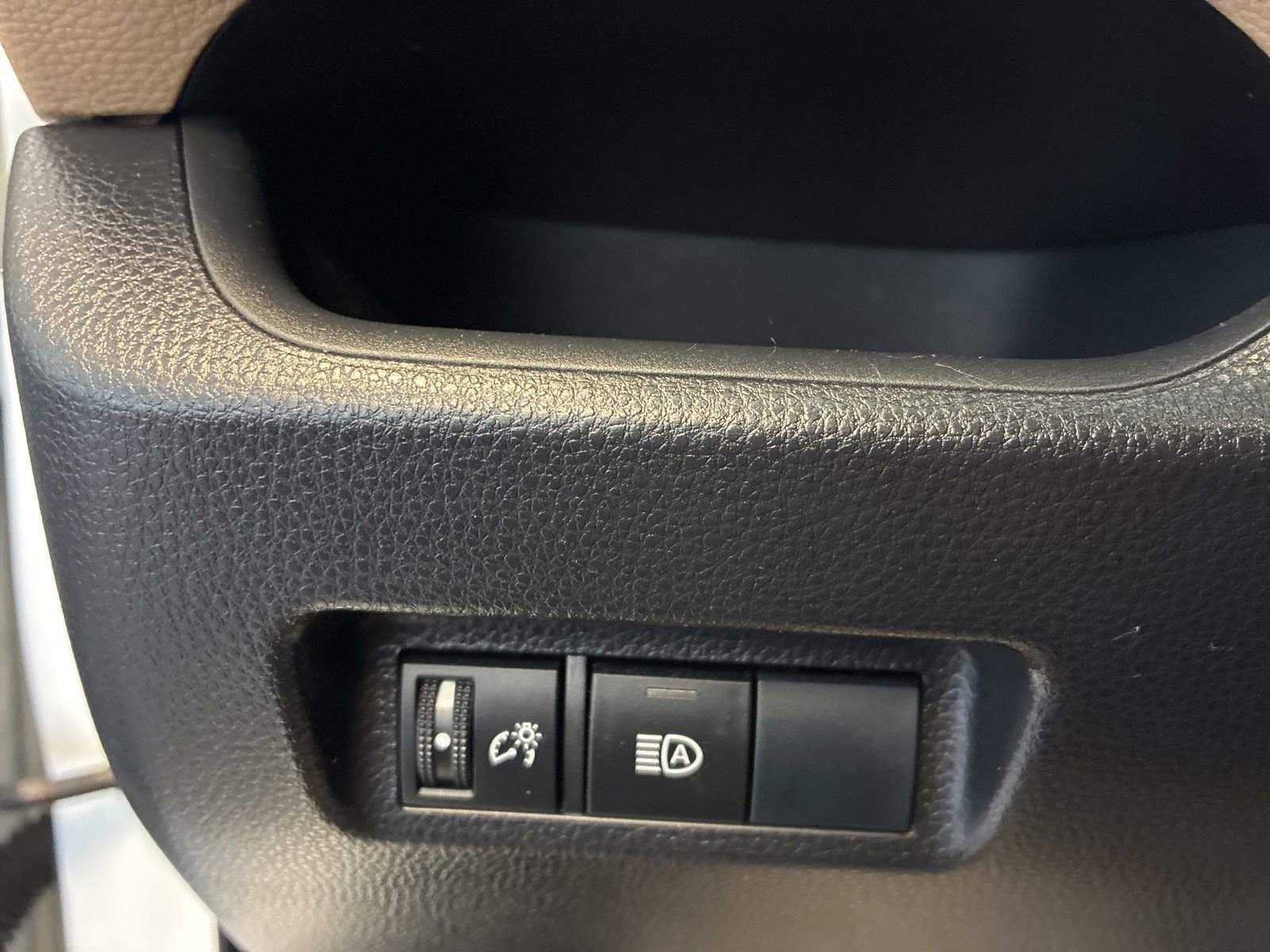 Used 2019 Toyota RAV4 LE w/ All Weather Liner Package AWD/4WD image 16
