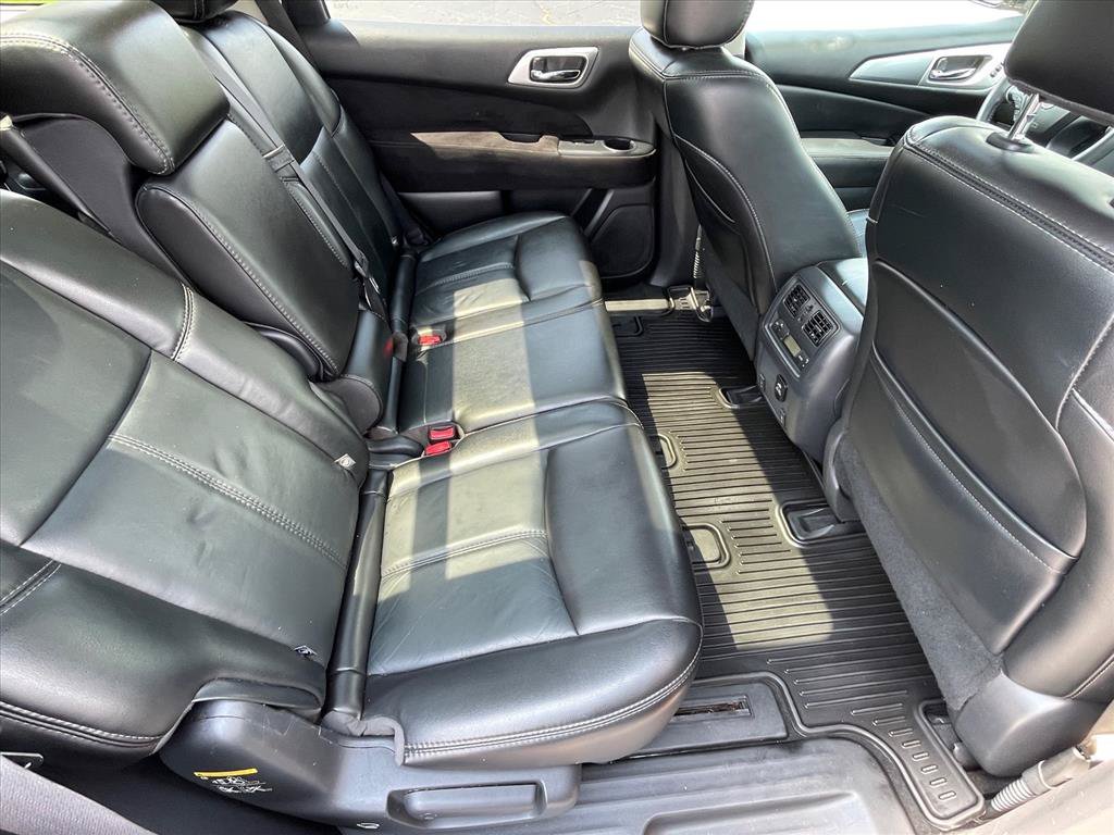 Used 2017 Nissan Pathfinder SL w/ SL Premium Package AWD/4WD image 30