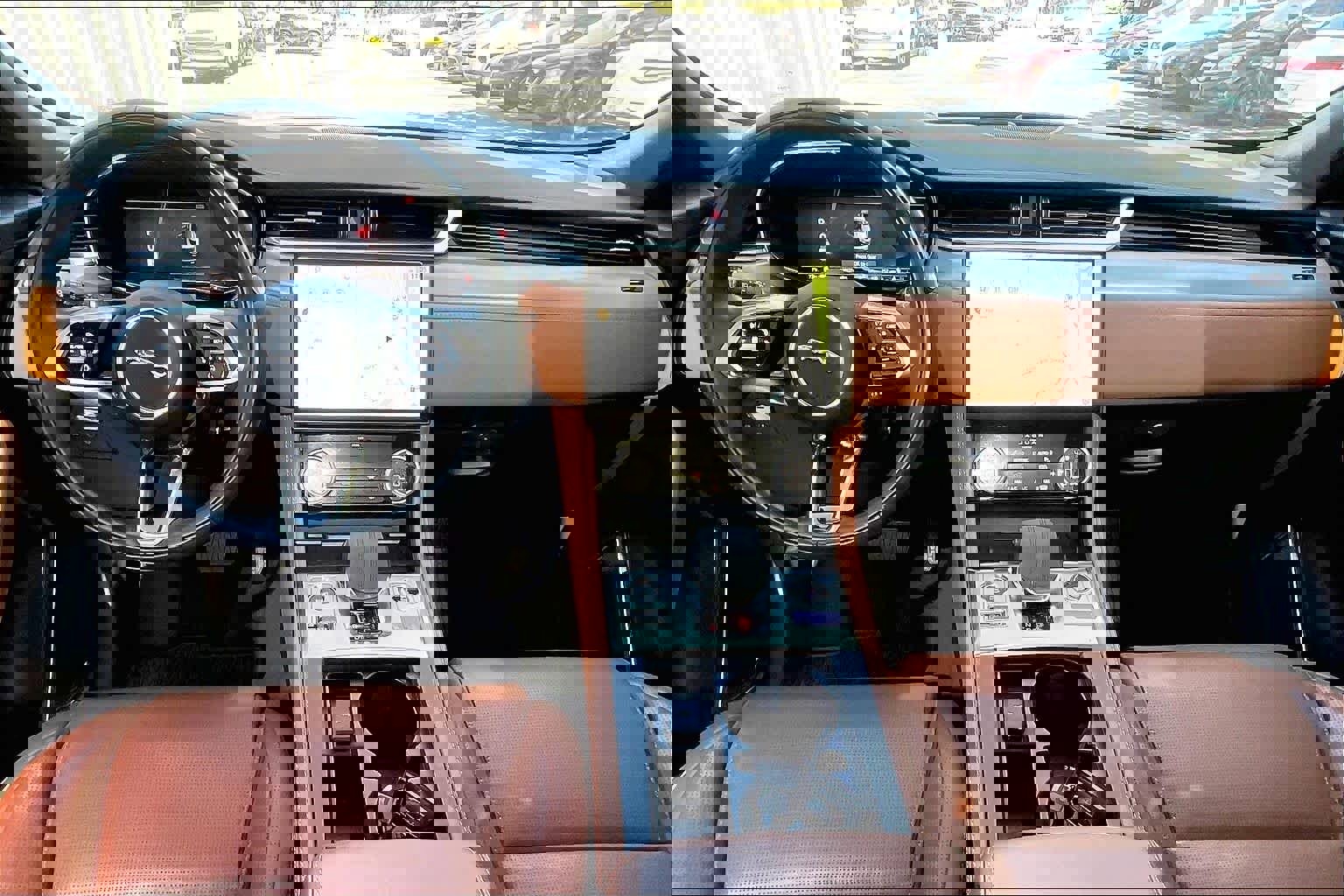 Used 2024 Jaguar F-PACE R-Dynamic S image 15