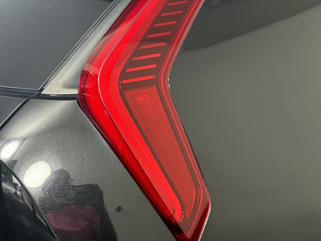 Used 2023 Kia Niro Wave FWD image 33