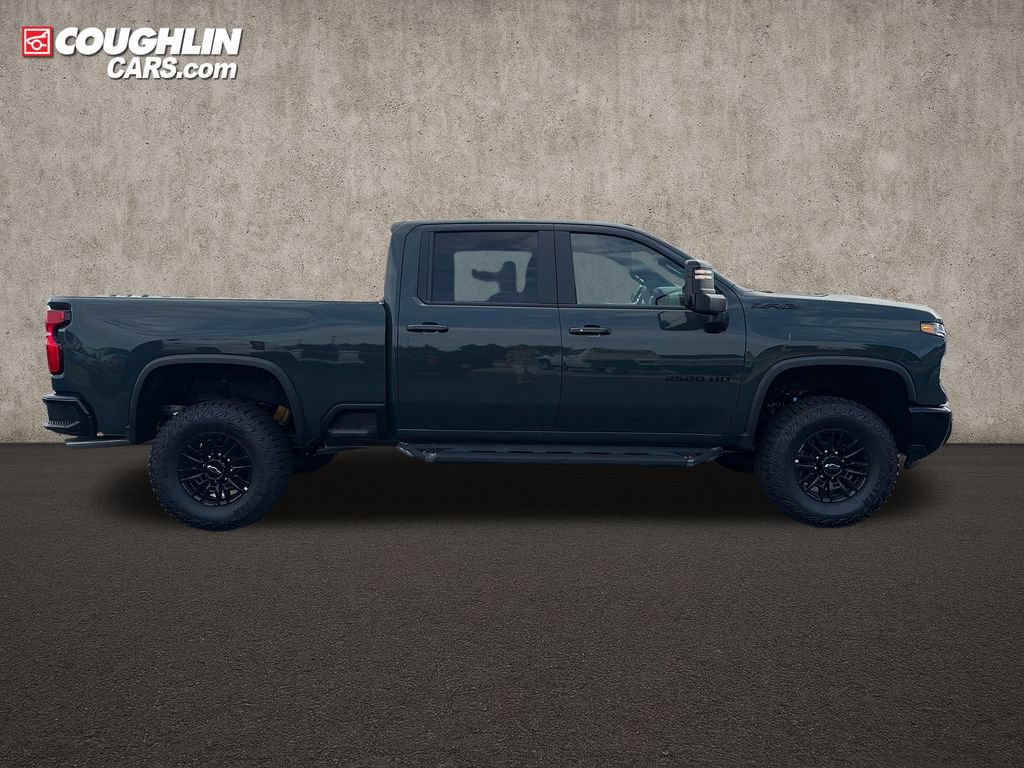 New 2026 Chevrolet Silverado 2500 ZR2 w/ LPO, Dark Essentials Package AWD/4WD image 8