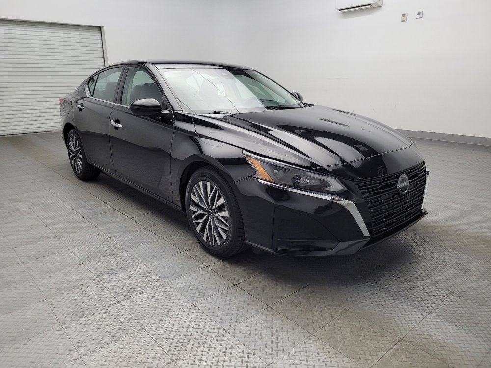Used 2023 Nissan Altima 2.5 SV image 13