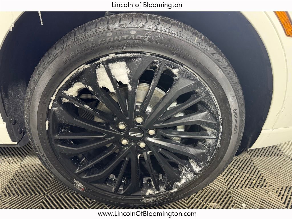 New 2026 Lincoln Corsair Premiere image 13