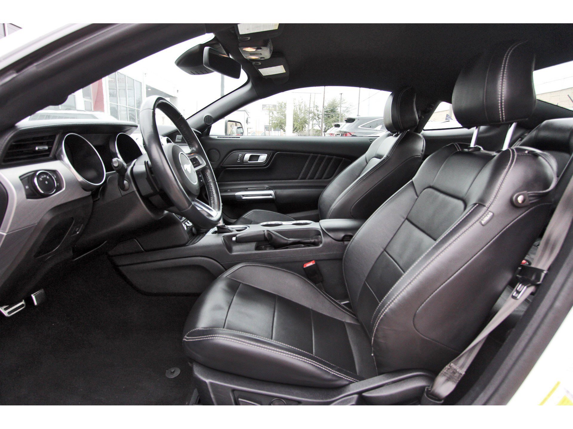 Used 2021 Ford Mustang Premium image 31