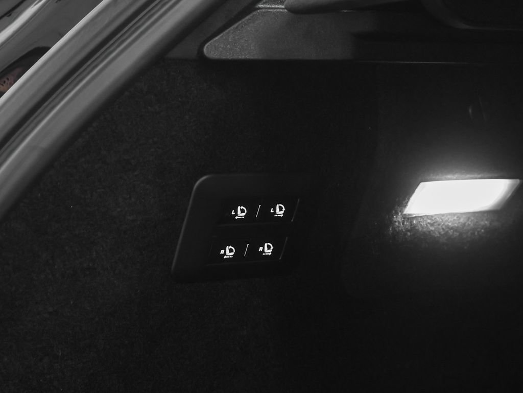 Certified 2025 Ferrari Purosangue AWD/4WD image 47