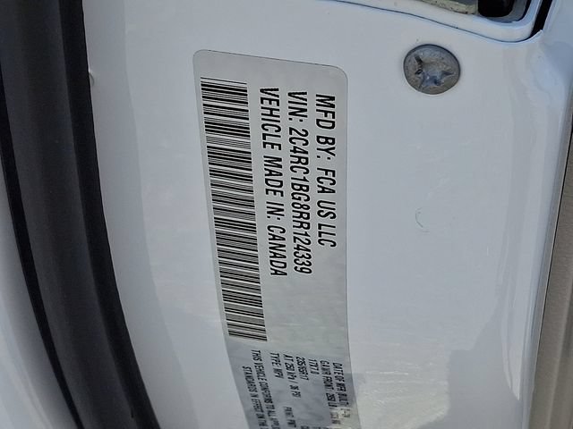 Certified 2024 Chrysler Pacifica Touring-L FWD image 29