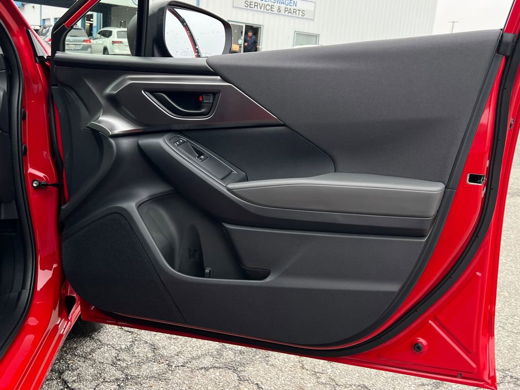 Certified 2025 Subaru Impreza 2.0i image 11