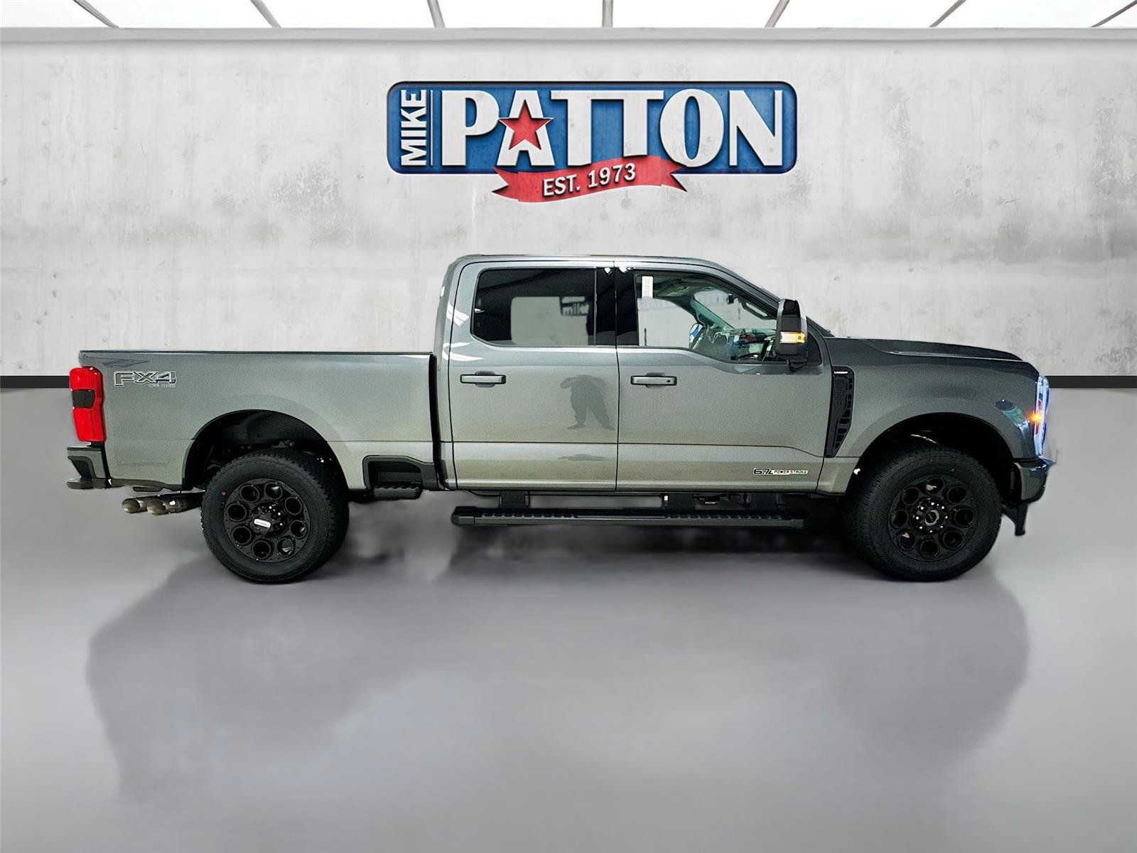New 2026 Ford F350 Lariat w/ Black Appearance Package AWD/4WD image 8