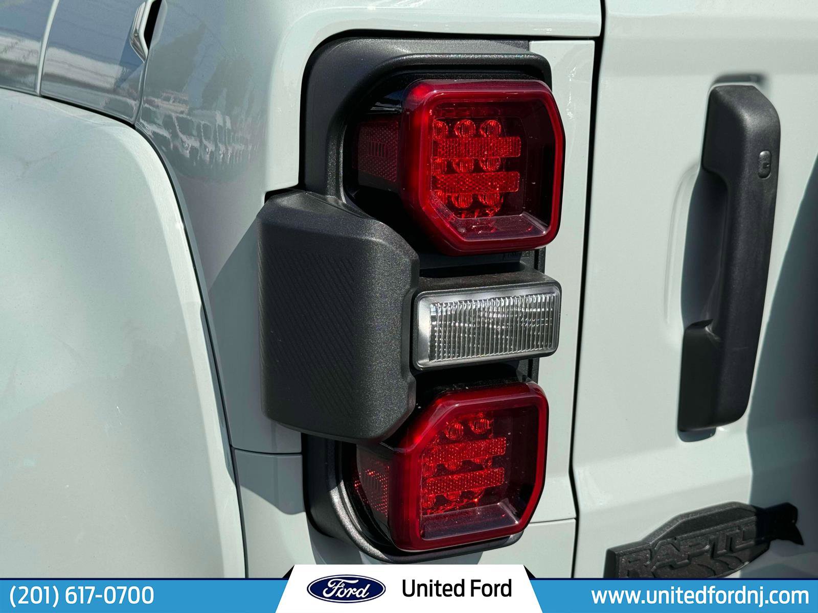 Used 2024 Ford Bronco Raptor w/ Interior Carbon Fiber Pack 6 image 8