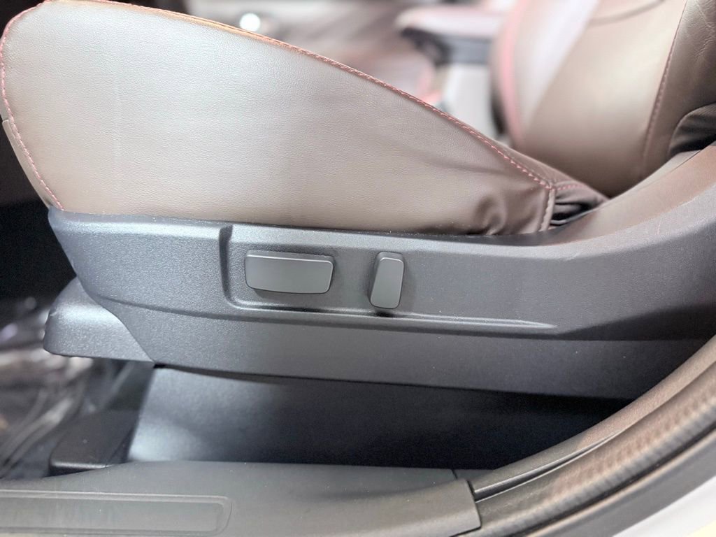 Used 2018 Mitsubishi Outlander SEL image 21