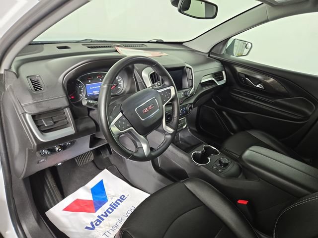 Used 2024 GMC Terrain SLT AWD/4WD image 14