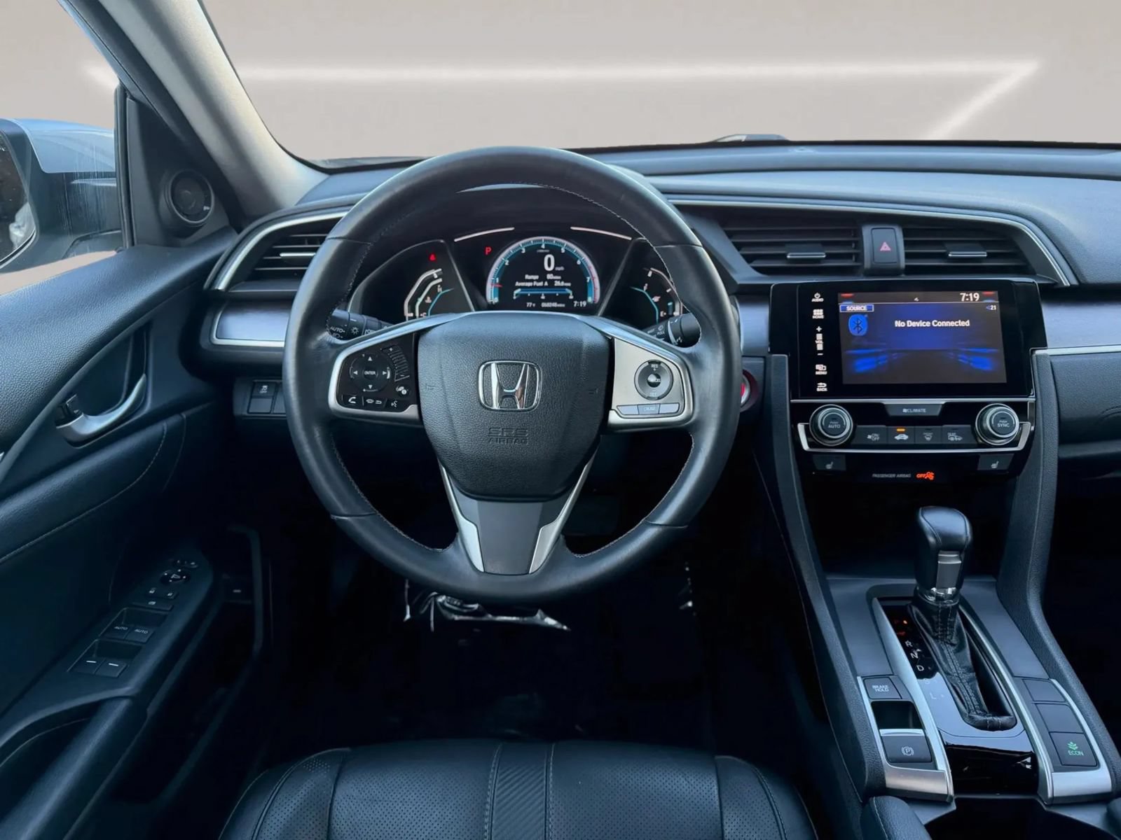 Used 2017 Honda Civic EX-L image 12